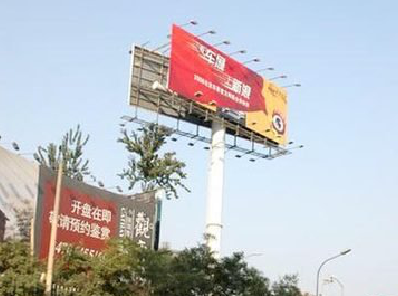  云霄户外广告怎么做才能让人一眼记住？